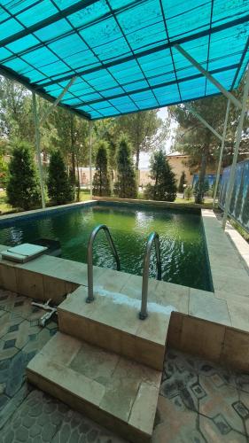 泳池, ADMIRAL in 泰爾梅茲 泳池, ADMIRAL in 泰爾梅茲