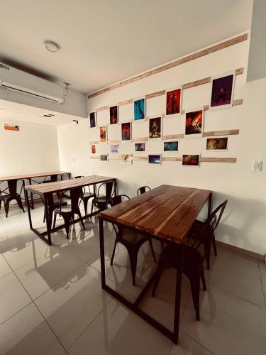 Black Star Art Hostel in 네우켄 Black Star Art Hostel in 네우켄