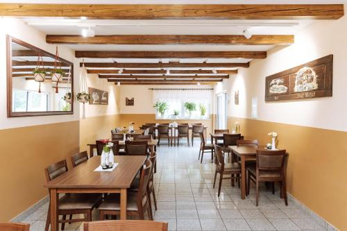 Ресторант, Gostisce Krivograd in Prevalje Ресторант, Gostisce Krivograd in Prevalje
