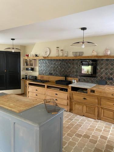 Large and chic house near DisneylandParis, Charles-de-Gaulle Airport and 45 mn from Paris in Penchard Large and chic house near DisneylandParis, Charles-de-Gaulle Airport and 45 mn from Paris in Penchard