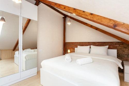 Cozy One Bedroom Apartment In The Heart of Tbilisi