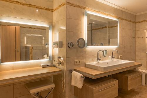 Shower, Parkhotel Crombach in Rosenheim Shower, Parkhotel Crombach in Rosenheim