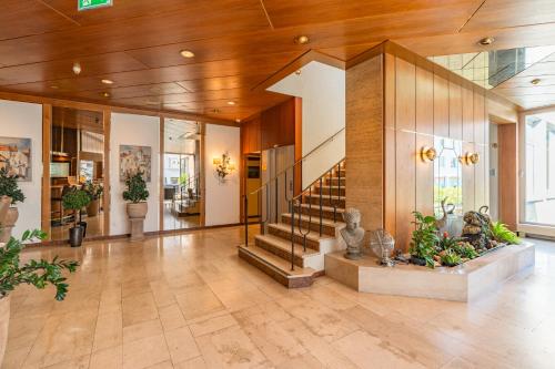 Lobby, Parkhotel Crombach in Rosenheim Lobby, Parkhotel Crombach in Rosenheim