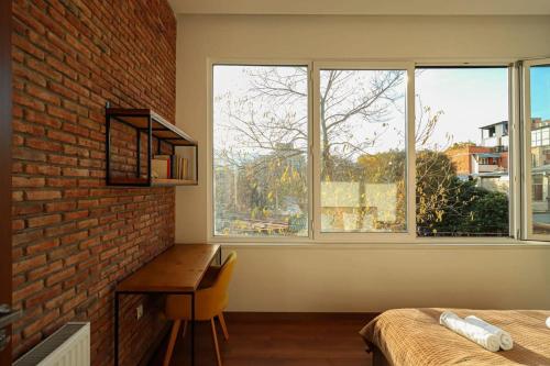 One bedroom Apartment near Fabrica