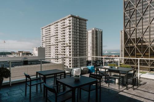 Club Quarters Hotel in San Francisco near Coit Tower Club Quarters Hotel in San Francisco near Coit Tower