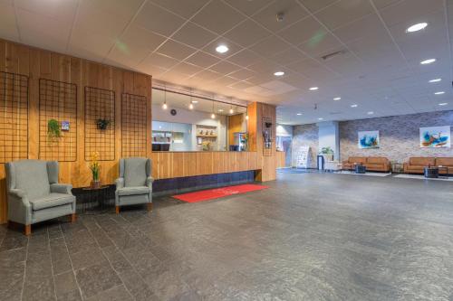 Vestíbulo, Leonardo Hotel Lelystad City Center in Lelystad Vestíbulo, Leonardo Hotel Lelystad City Center in Lelystad