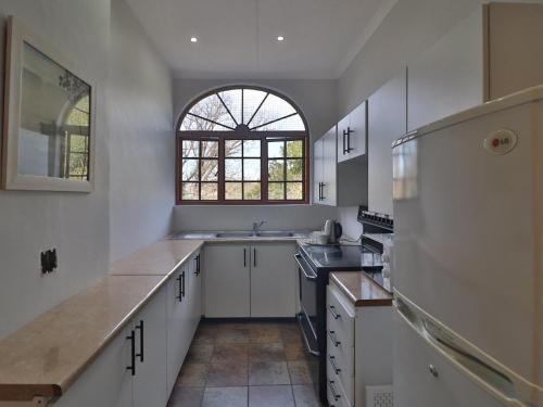 Kitchen, Aintree Lodge in Pietermaritzburg Kitchen, Aintree Lodge in Pietermaritzburg