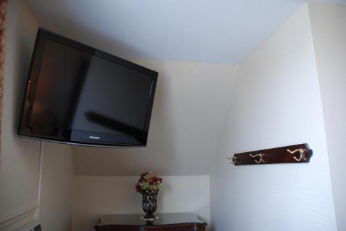 Facilities, Commons Inn in Halifax (NS) Facilities, Commons Inn in Halifax (NS)