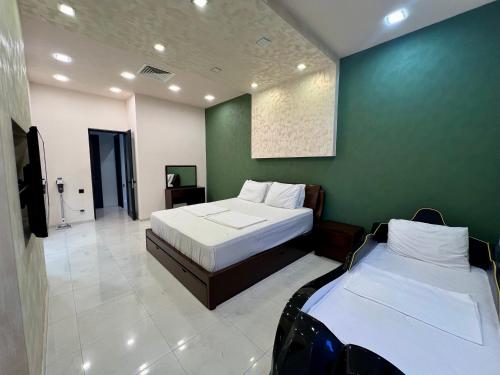 Luxury villa with Pool and Jacuzzi in Avan Luxury villa with Pool and Jacuzzi in Avan