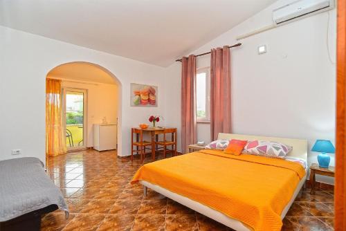 Ferienwohnung für 3 Personen ca 30 qm in Galižana, Istrien Istrische Riviera (Ferienwohnung fur 3 Personen ca 30 qm in Galizana, Istrien Istrische Riviera) in Galižana Ferienwohnung für 3 Personen ca 30 qm in Galižana, Istrien Istrische Riviera (Ferienwohnung fur 3 Personen ca 30 qm in Galizana, Istrien Istrische Riviera) in Galižana