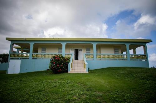 Mariposa Beach House in Arecibo Mariposa Beach House in Arecibo