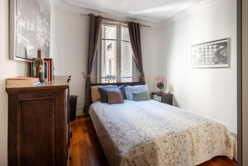 Opulent 1BD Apartment near Eiffel Tower Grenelle - image 8
