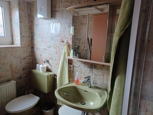 Fürdőszoba, schone Ferienwohnung im Sauerland in Kirchhundem Fürdőszoba, schone Ferienwohnung im Sauerland in Kirchhundem