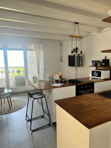 Duplex cozy avec superbe vue mer et accès piscine proche des plages (Duplex cozy avec superbe vue mer et acces piscine proche des plages) in Mare Gaillard Duplex cozy avec superbe vue mer et accès piscine proche des plages (Duplex cozy avec superbe vue mer et acces piscine proche des plages) in Mare Gaillard