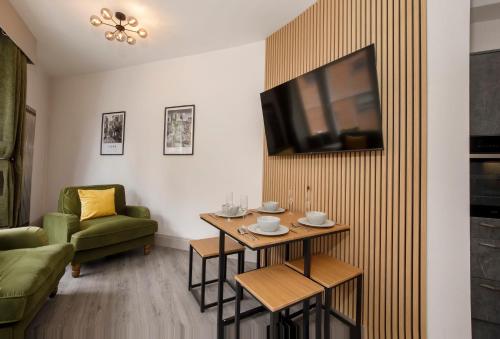 Clarence street Luxury city centre Apartment close to Minster