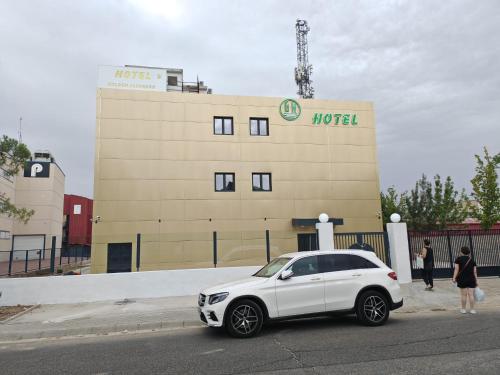 Hotel Golden Alcorcon in Alkorkonas Hotel Golden Alcorcon in Alkorkonas