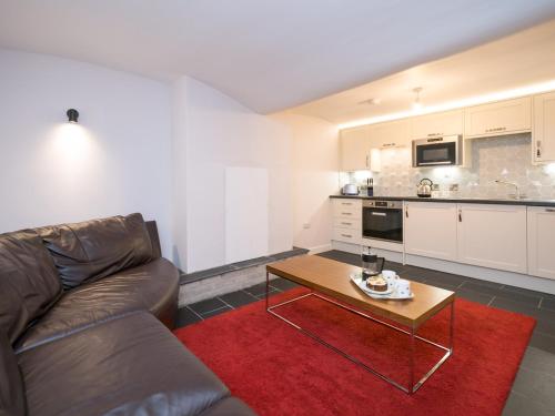 Pass the Keys 2 bedroom home within walking distance of the town in Underdale Pass the Keys 2 bedroom home within walking distance of the town in Underdale