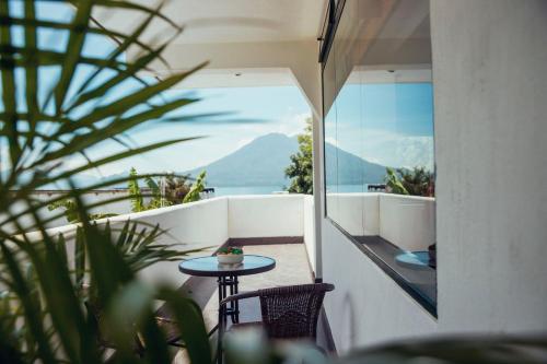 El Dragon Hotel in San Marcos La Laguna El Dragon Hotel in San Marcos La Laguna