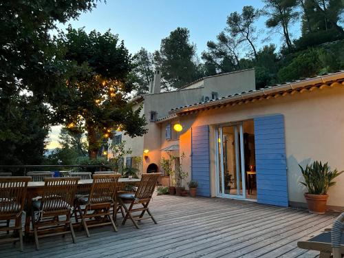 Vista exterior, B&B Les Têtes de Mules - Adults Only (B&B Les Tetes de Mules - Adults Only) in Gemenos Vista exterior, B&B Les Têtes de Mules - Adults Only (B&B Les Tetes de Mules - Adults Only) in Gemenos