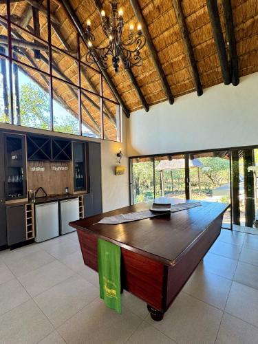 حانة/استراحة, Pangolin Game Lodge - Self Catering, incl 2 game drives per day in مالهاجامي حانة/استراحة, Pangolin Game Lodge - Self Catering, incl 2 game drives per day in مالهاجامي