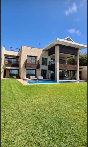Villa Mazagan de luxe 6 chambres face mer 1000m2 in Azemuras Villa Mazagan de luxe 6 chambres face mer 1000m2 in Azemuras