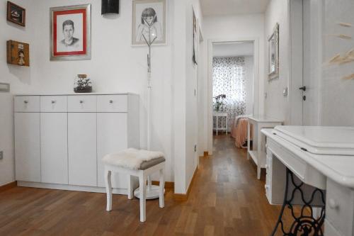 Apartments Rinatoni in โอมิส Apartments Rinatoni in โอมิส