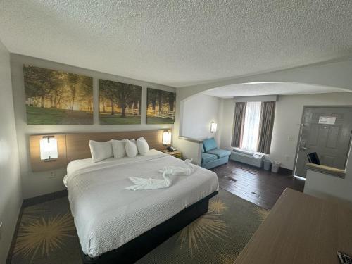 塔斯卡盧薩阿拉巴馬大學戴斯套房酒店 (Days Inn & Suites by Wyndham Tuscaloosa - Univ. of Alabama) in 土斯卡魯沙 (AL) 塔斯卡盧薩阿拉巴馬大學戴斯套房酒店 (Days Inn & Suites by Wyndham Tuscaloosa - Univ. of Alabama) in 土斯卡魯沙 (AL)