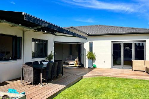 Sunny Delight in Clive in ไคลฟ์ Sunny Delight in Clive in ไคลฟ์