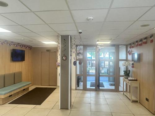 Lobby, Premiere Classe Paris Ouest - Gennevilliers Barbanniers Hotel in Gennevilliers Lobby, Premiere Classe Paris Ouest - Gennevilliers Barbanniers Hotel in Gennevilliers