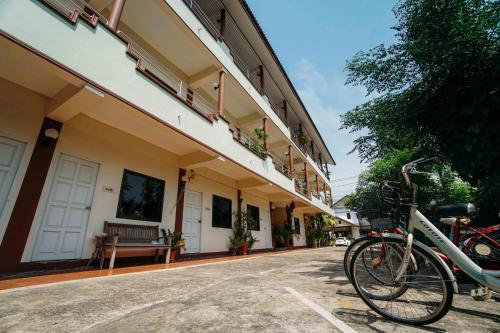 Balcony/terrace, โรงแรมเพิ่มพูล 1 near Nan Nakhon Airport Balcony/terrace, โรงแรมเพิ่มพูล 1 near Nan Nakhon Airport