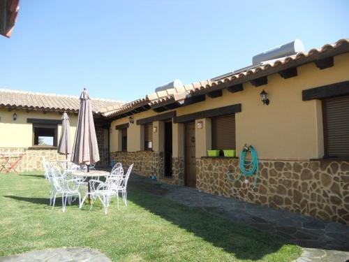 Apartamentos La Cueva del Lince