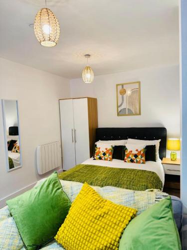 Stunning Old Trafford Apartment