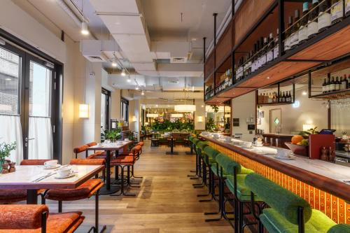 Étterem, Hotel Saint near HMS Belfast Étterem, Hotel Saint near HMS Belfast