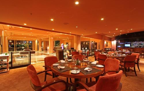 Pub/salong, Iguazu Grand Resort Spa & Casino in Puerto Iguazu Pub/salong, Iguazu Grand Resort Spa & Casino in Puerto Iguazu