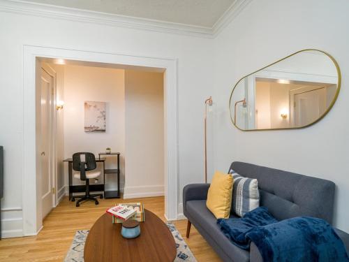 Your Cozy-studio-highfalls-tv,kitchen,rochest-dt in Rochester (New York) Your Cozy-studio-highfalls-tv,kitchen,rochest-dt in Rochester (New York)