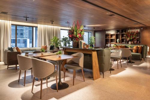 Bar/lounge, L'Hotel PortoBay Sao Paulo in São Paulo Bar/lounge, L'Hotel PortoBay Sao Paulo in São Paulo