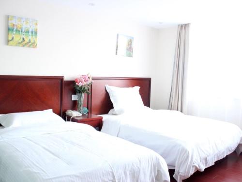 This photo about GreenTree Inn Jiangsu Nantong Jiaoyu Road Business Hotel shared on HyHotel.com