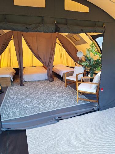 Glamping de Waardtent in Verspreide huizen Eext Glamping de Waardtent in Verspreide huizen Eext