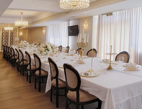 Hotel Privighetoarea in Slobozia Hotel Privighetoarea in Slobozia