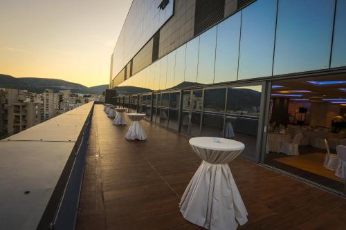 شرفة/ تراس, فندق ميباس (Hotel Mepas) in وسط مدينة موستار شرفة/ تراس, فندق ميباس (Hotel Mepas) in وسط مدينة موستار