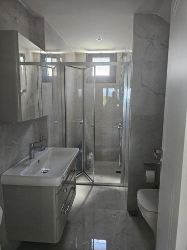 Çeşmede Denize Sıfır Villa (Cesmede Denize Sıfır Villa) in Ciftlik Koyu Ciftlikkoy Çeşmede Denize Sıfır Villa (Cesmede Denize Sıfır Villa) in Ciftlik Koyu Ciftlikkoy