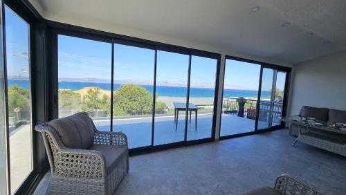 Çeşmede Denize Sıfır Villa (Cesmede Denize Sıfır Villa) in Ciftlik Koyu Ciftlikkoy Çeşmede Denize Sıfır Villa (Cesmede Denize Sıfır Villa) in Ciftlik Koyu Ciftlikkoy