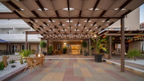 Vista exterior, Pato Rojo in Huelva Vista exterior, Pato Rojo in Huelva