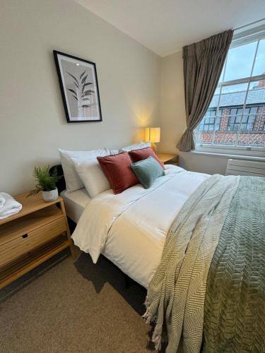 The Jade Suite - The Jewellery Suites, 3 bed 3 bath