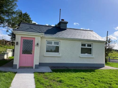 Whitethorn Cottage, Palmfield in Ballaghadereen Whitethorn Cottage, Palmfield in Ballaghadereen
