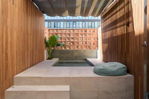 Balcony/terrace, Catalonia Ramblas Hotel in Raval Balcony/terrace, Catalonia Ramblas Hotel in Raval