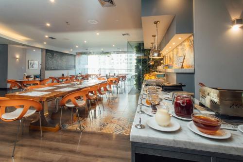 Food and beverages, Stannum Boutique Hotel & Spa in La Paz Food and beverages, Stannum Boutique Hotel & Spa in La Paz