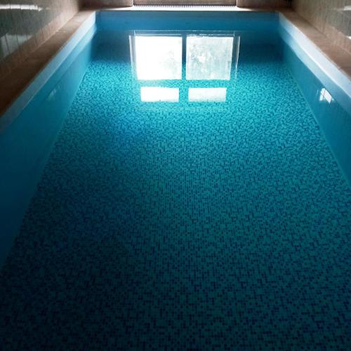 Басейн, U tří jasanů (U tri jasanu) in Їхлава Басейн, U tří jasanů (U tri jasanu) in Їхлава