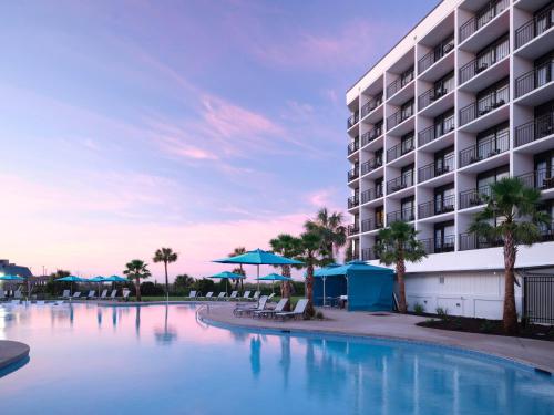 Pool, DoubleTree Resort by Hilton Myrtle Beach Oceanfront near Franklin G. Burroughs - Simeon B. Chapin Art Museum Pool, DoubleTree Resort by Hilton Myrtle Beach Oceanfront near Franklin G. Burroughs - Simeon B. Chapin Art Museum