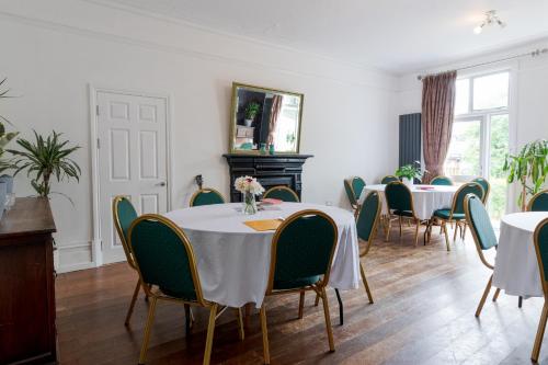 Business center, EBS Hostel London in Greater London South East Business center, EBS Hostel London in Greater London South East